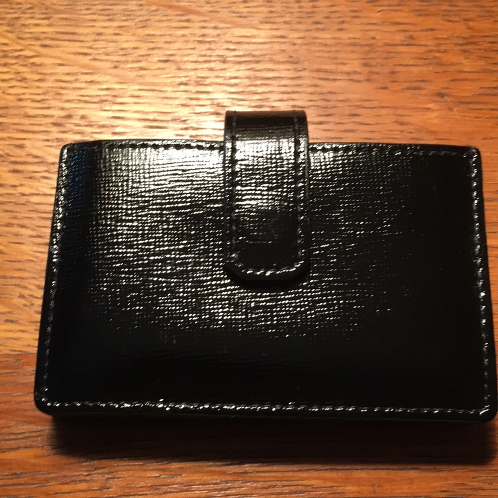 Nordstrom Expandable Textured Patent Cardholder
